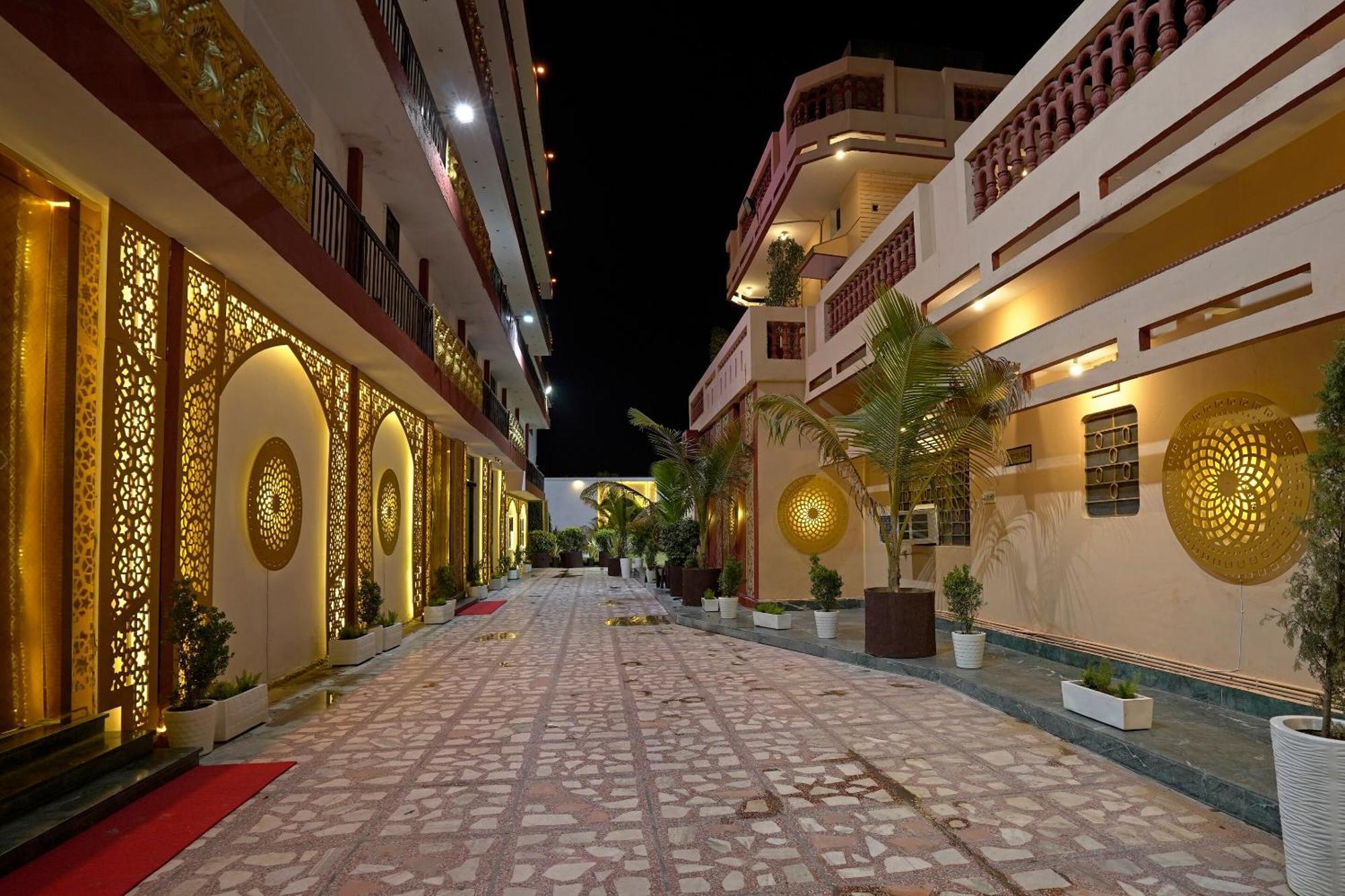Spot On Nanki Palace Аджмер Екстериор снимка